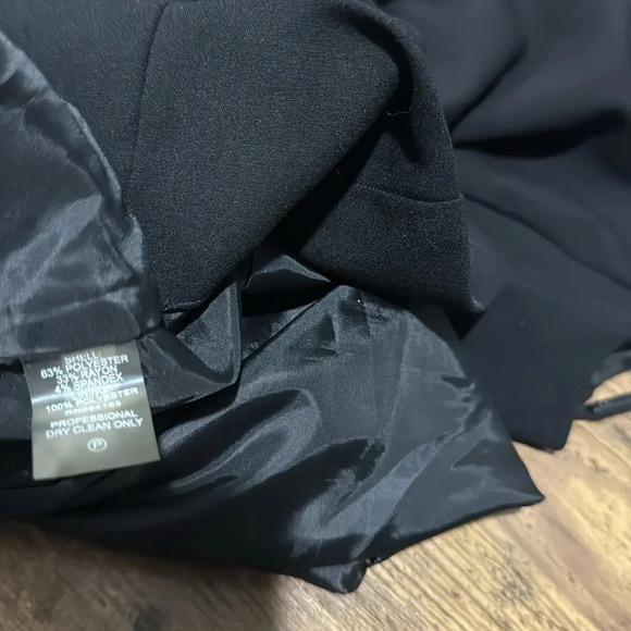 NWT Calvin Klein Little Black Cocktail Evening Dress Pearl Collar Sz 6 Party - Picture 7 of 7